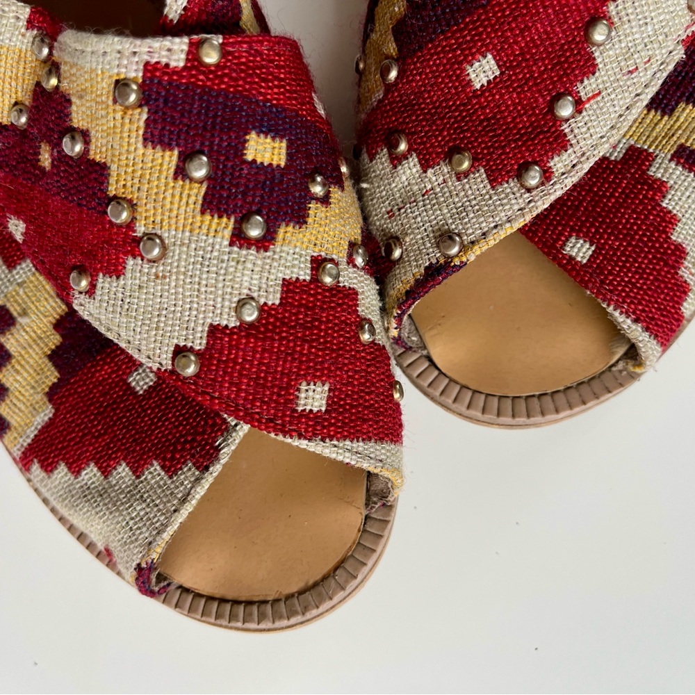 Mochari Sandals• Sz 6 - Picture 9 of 16